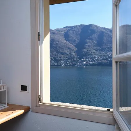 Cozy Suites On The Lake - The House Of Travelers Brienno Exterior photo