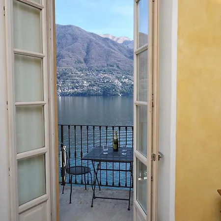 Cozy Suites On The Lake - The House Of Travelers Brienno Exterior photo